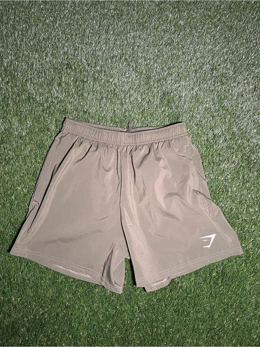 GymShark Army Green Shorts - Taupe Men's Athletic Shorts Men’s Small 5 in Inseam